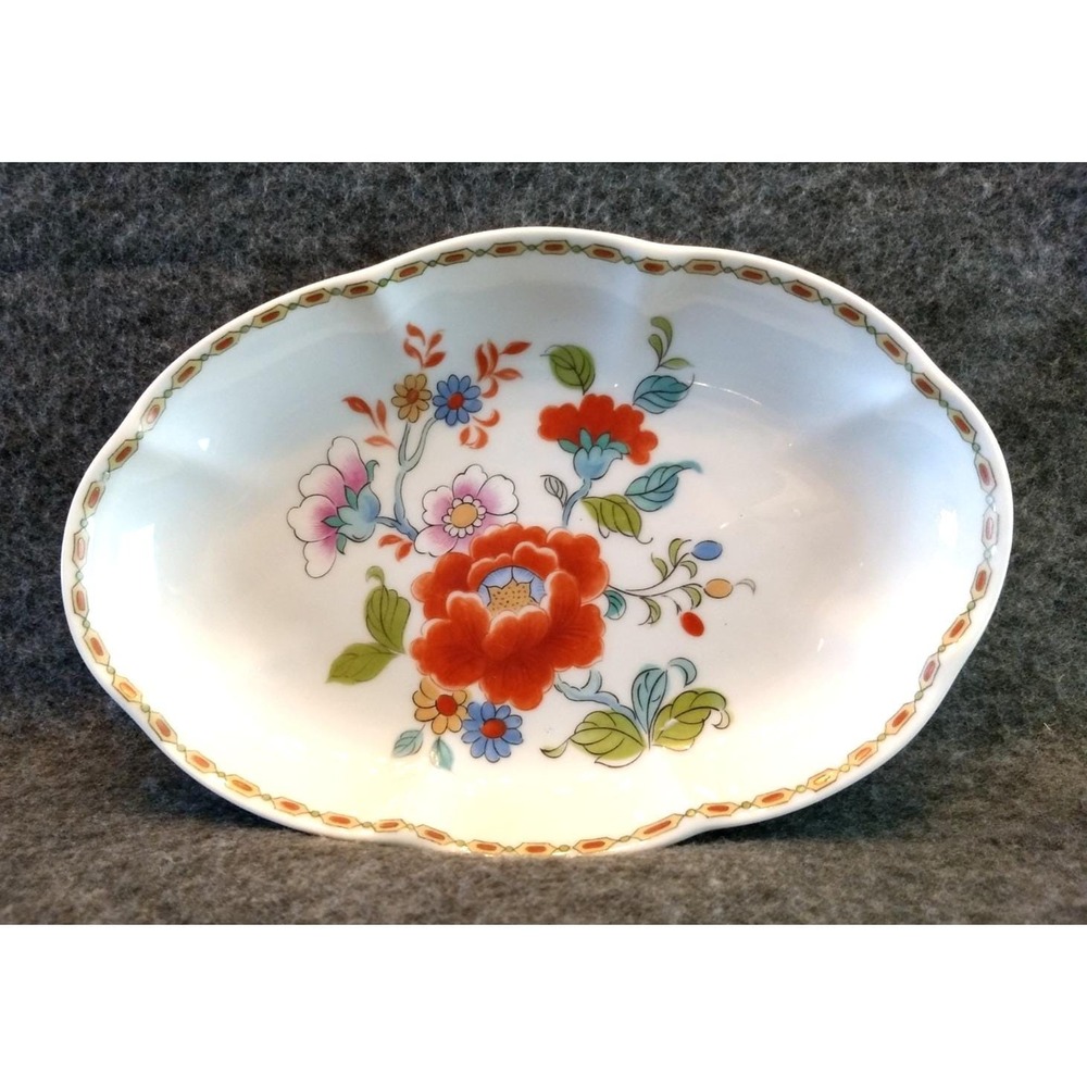 Limoges France Porcelain Vanity Tray LEC Handpainted Floral Scallop Edge Trinket